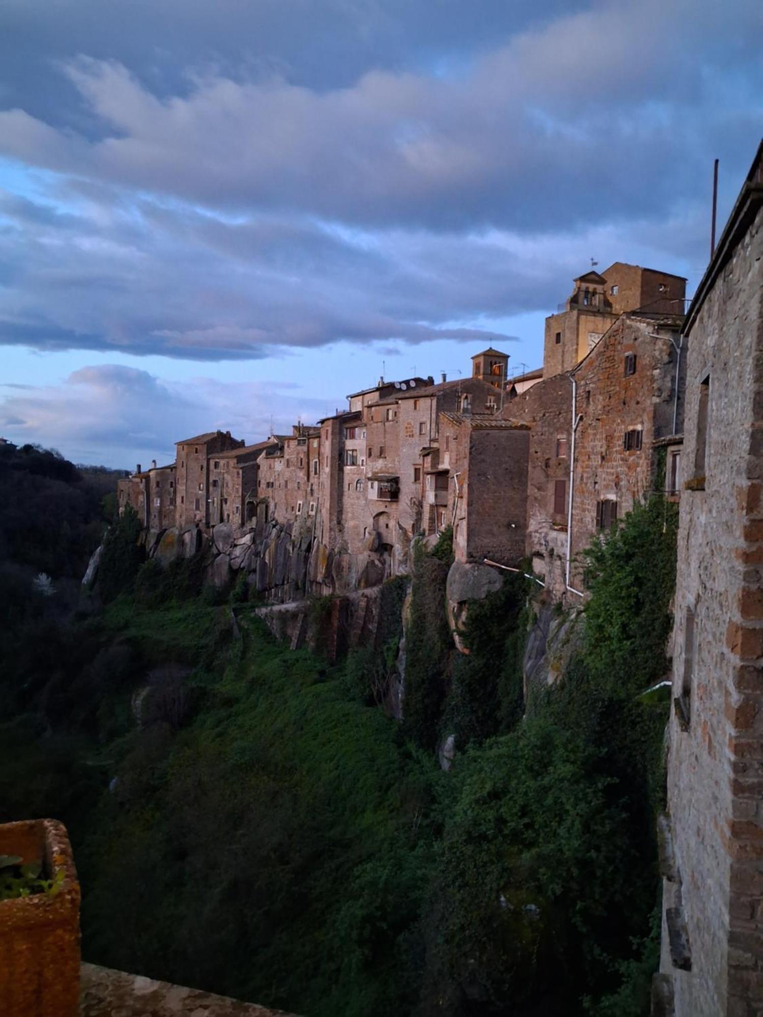 Sospesi Nel Borgo Appartement Vitorchiano Buitenkant foto