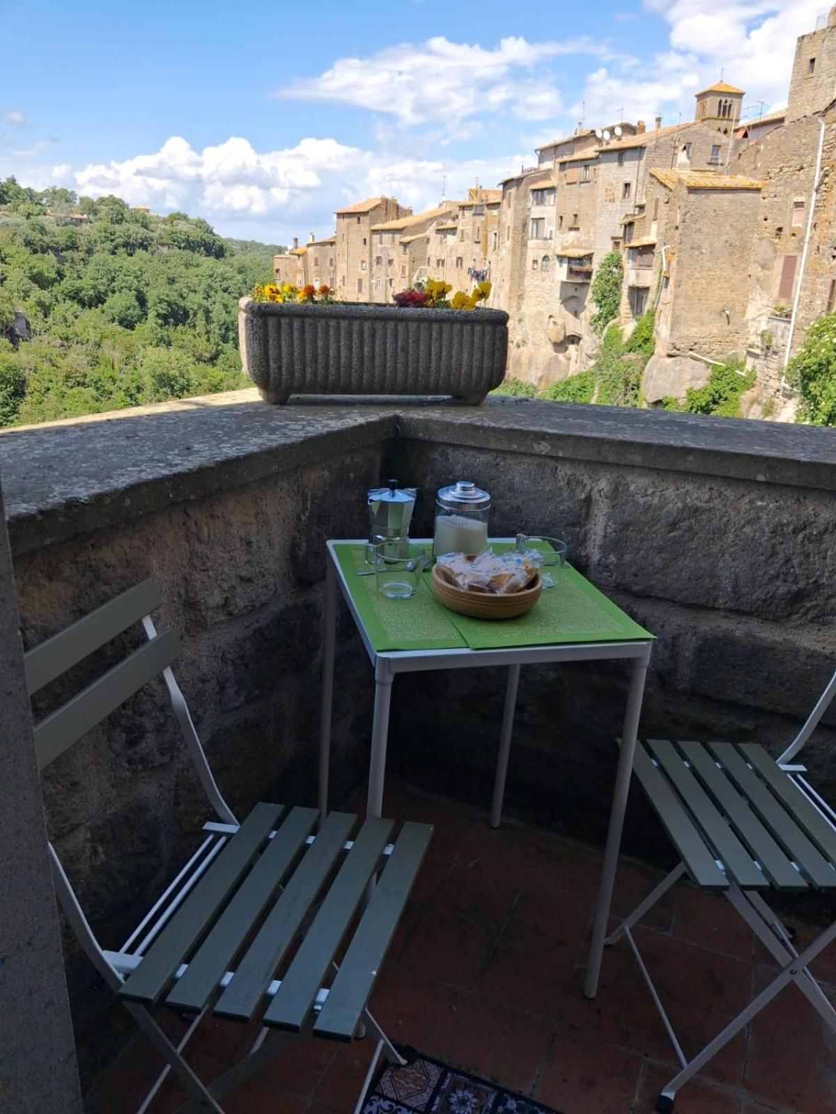 Sospesi Nel Borgo Appartement Vitorchiano Buitenkant foto